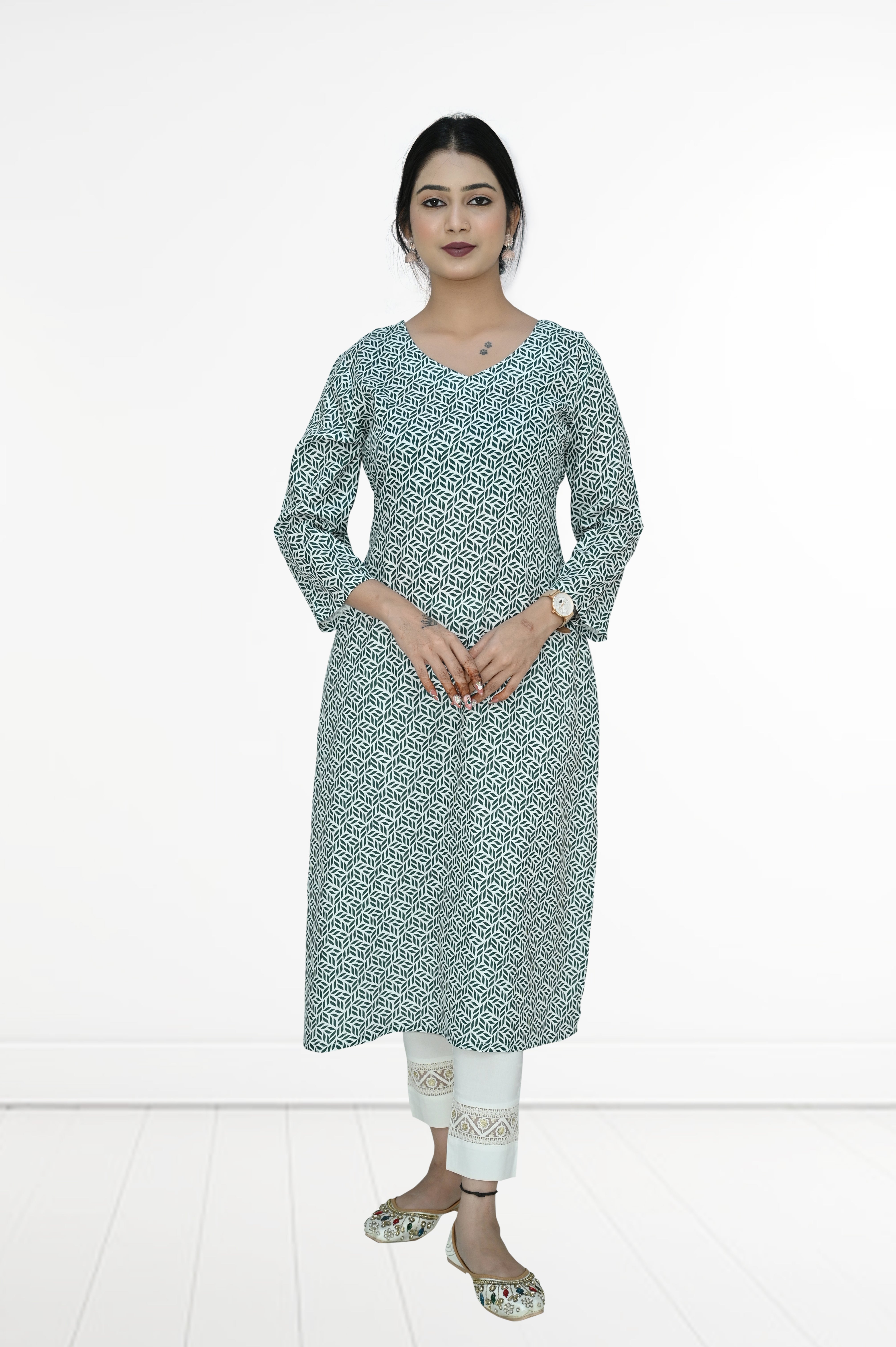 Reyon-2 side cut kurti - Green